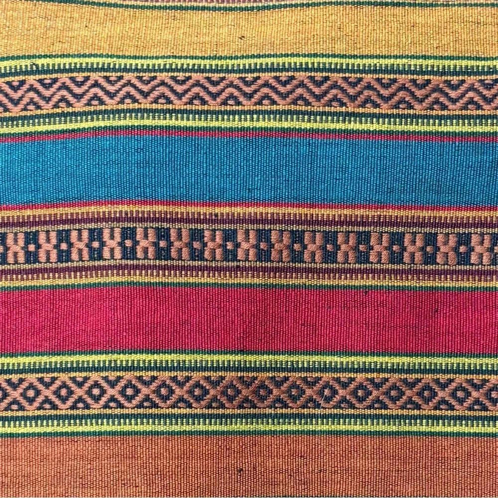 Crate & Barrel San Miguel Cotton Jacquard Table Runner Southwestern 84